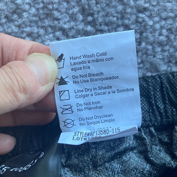 Frogg Toggs Women’s waterproof breathable rain suit - Picture 14 of 16